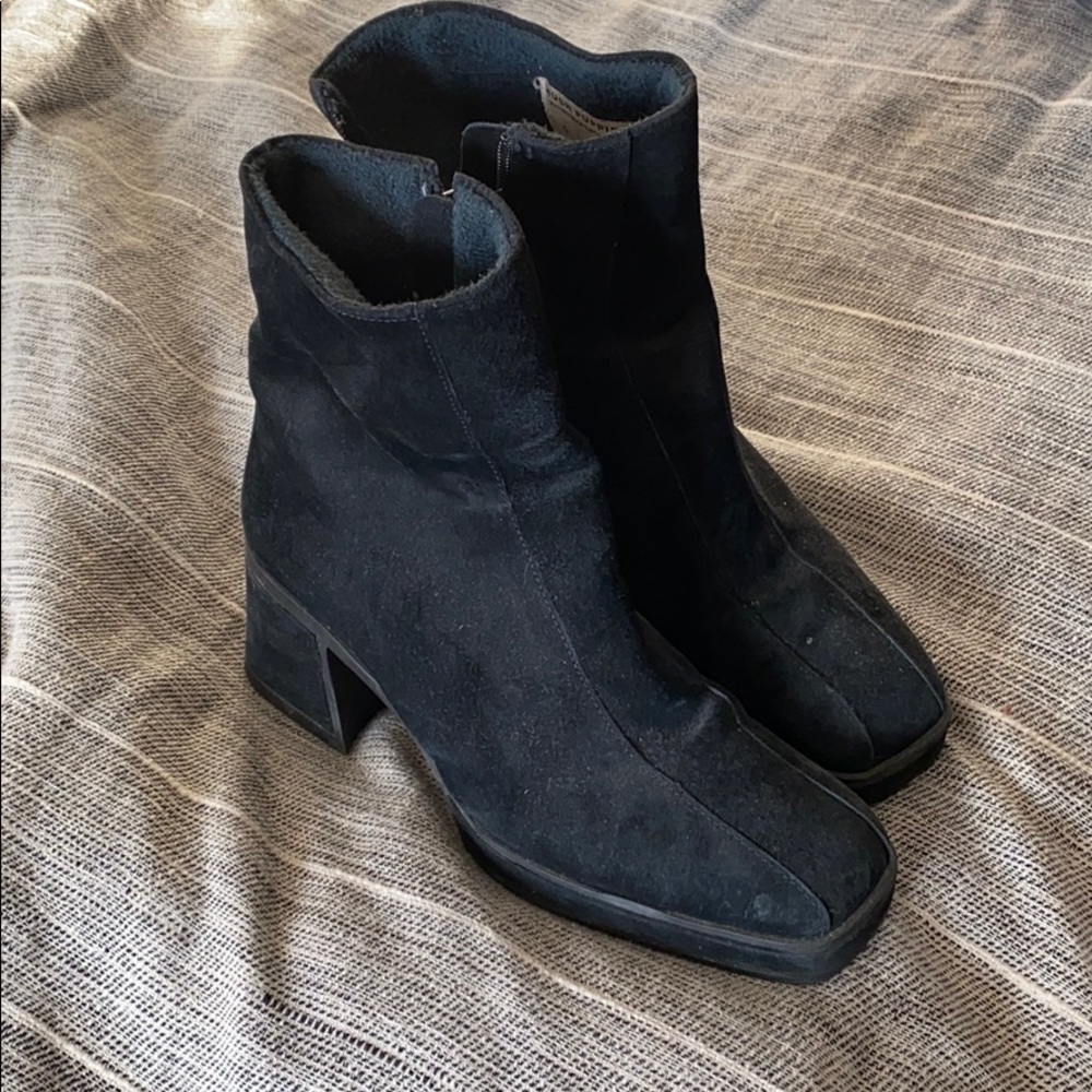 Vintage Hush Puppies fleece lined boots